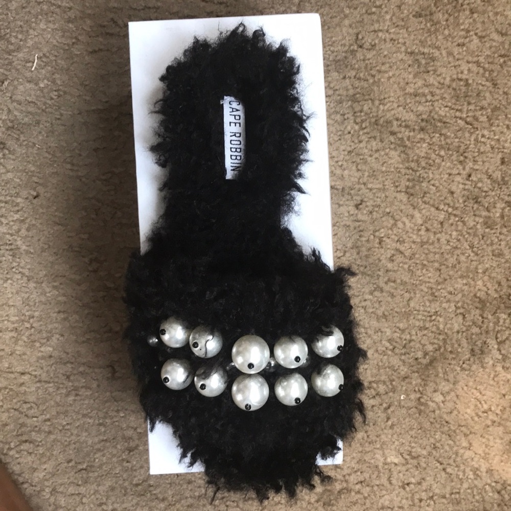 Cape Robbin Faux Fur Slides